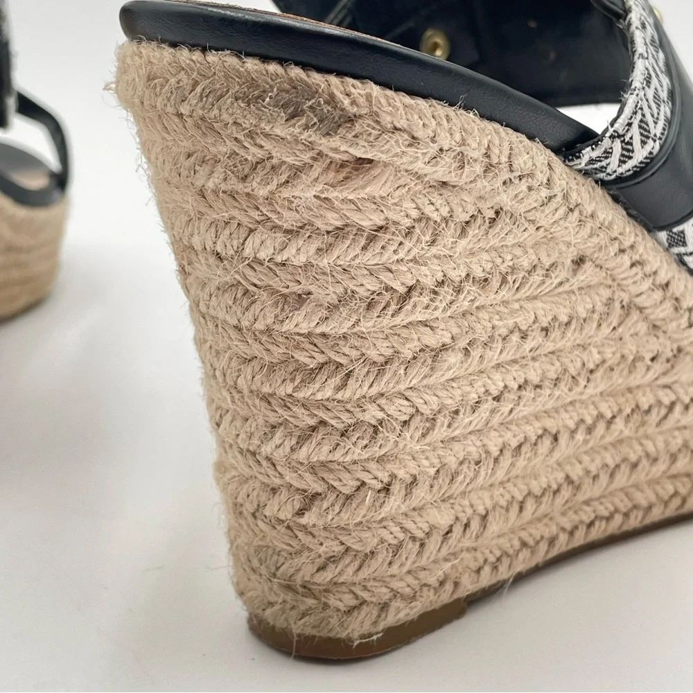 Womens Platform sandals 9.5 Black White wedges Gold Logo Tommy Hilfiger